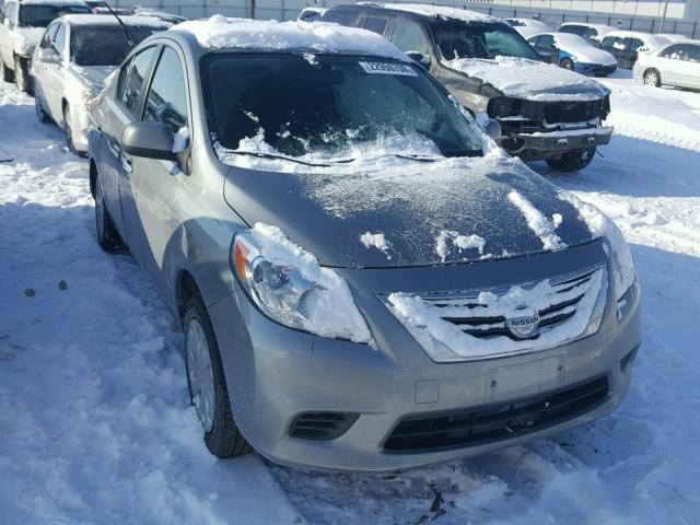 3N1CN7AP8CL815379 - 2012 NISSAN VERSA S GRAY photo 1