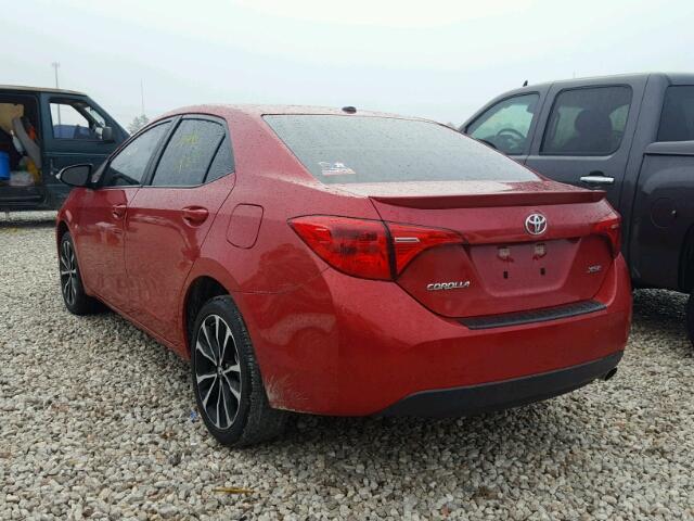 5YFBURHE6HP700012 - 2017 TOYOTA COROLLA L RED photo 3