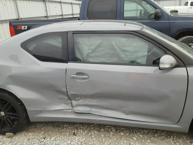 JTKJF5C79B3006821 - 2011 TOYOTA SCION TC ნაცრისფერი ფოტო 9