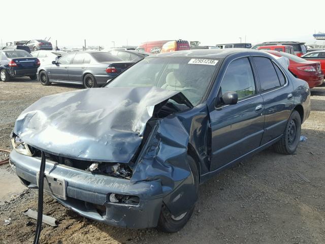 1N4BU31D2RC216076 - 1994 NISSAN ALTIMA XE GREEN photo 2