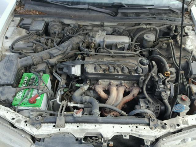 1HGCD7252TA027431 - 1996 HONDA ACCORD EX WHITE photo 7