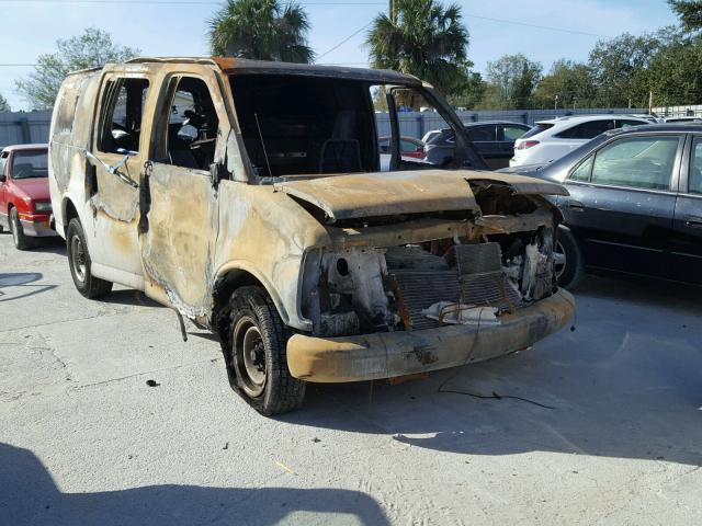 1GTHG35R2X1037904 - 1999 GMC SAVANA G35 BURN photo 1