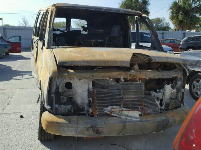 1GTHG35R2X1037904 - 1999 GMC SAVANA G35 BURN photo 9