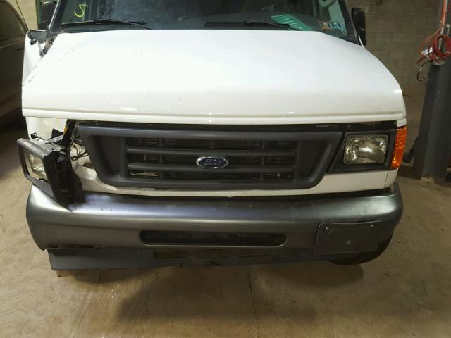 1FTNE24L16HA81169 - 2006 FORD ECONOLINE WHITE photo 7