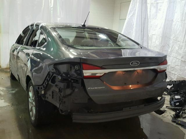 3FA6P0H74HR326649 - 2017 FORD FUSION SE GRAY photo 3