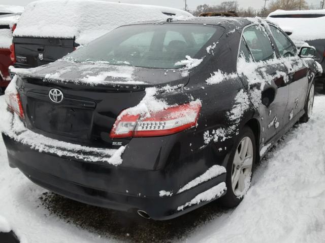 4T1BF3EK4BU215293 - 2011 TOYOTA CAMRY BASE BLACK photo 4