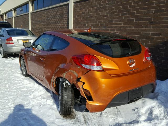 KMHTC6AD8GU301042 - 2016 HYUNDAI VELOSTER B ORANGE photo 3