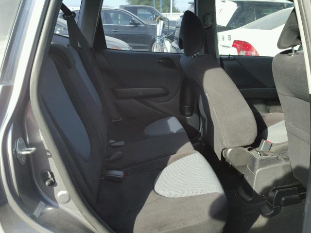 JHMGD38618S072868 - 2008 HONDA FIT SPORT GRAY photo 6