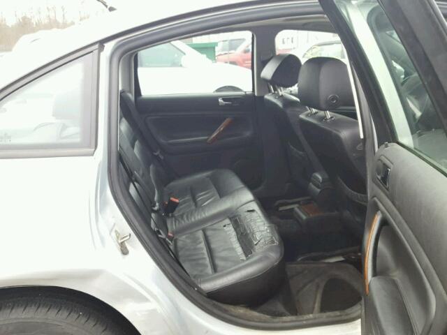 WVWUH23B2YE384493 - 2000 VOLKSWAGEN PASSAT GLX SILVER photo 6