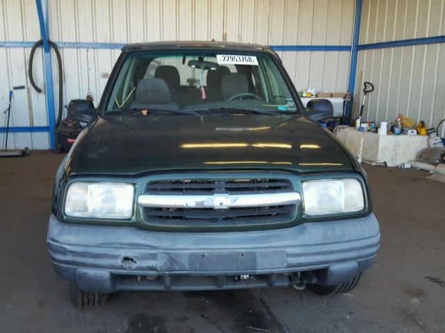 2CNBJ18C516933679 - 2001 CHEVROLET TRACKER GREEN photo 9