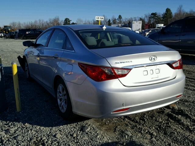 5NPEB4AC7CH335151 - 2012 HYUNDAI SONATA GLS SILVER photo 3