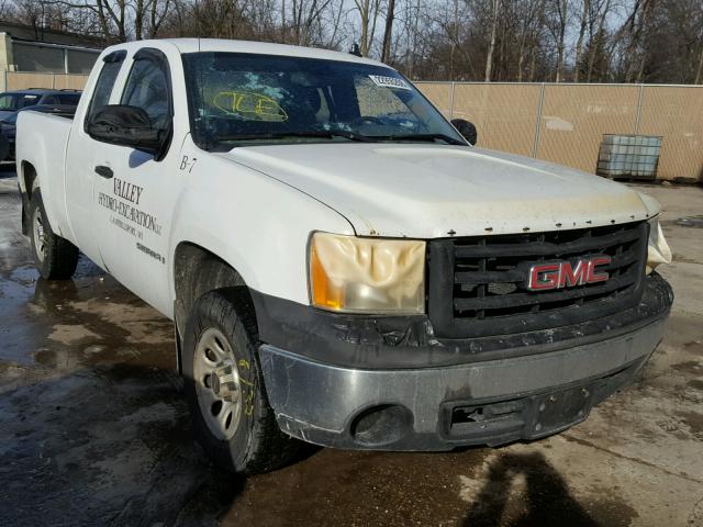 1GTEC19X08Z314421 - 2008 GMC SIERRA C15 WHITE photo 1