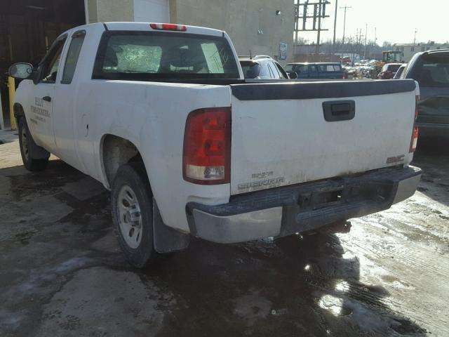 1GTEC19X08Z314421 - 2008 GMC SIERRA C15 WHITE photo 3