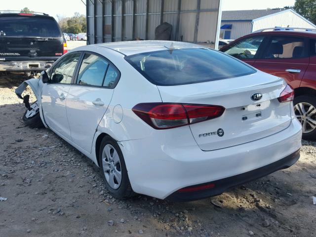 3KPFK4A77HE103507 - 2017 KIA FORTE LX WHITE photo 3