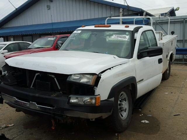 1GBHK39U06E256675 - 2006 CHEVROLET SILVERADO WHITE photo 2