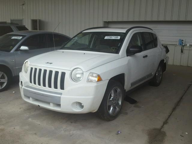 1J8FF57W67D105167 - 2007 JEEP COMPASS LI WHITE photo 2