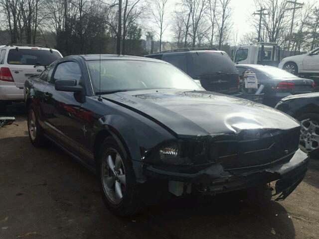 1ZVFT80N575247911 - 2007 FORD MUSTANG BLACK photo 1