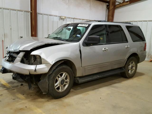 1FMRU15W13LA12459 - 2003 FORD EXPEDITION SILVER photo 2