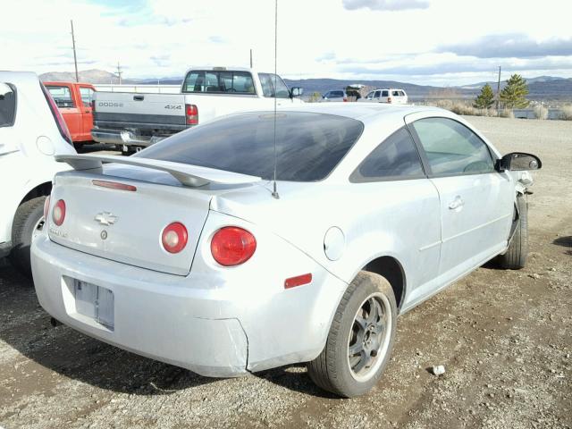 1G1AK15F167851590 - 2006 CHEVROLET COBALT LS SILVER photo 4