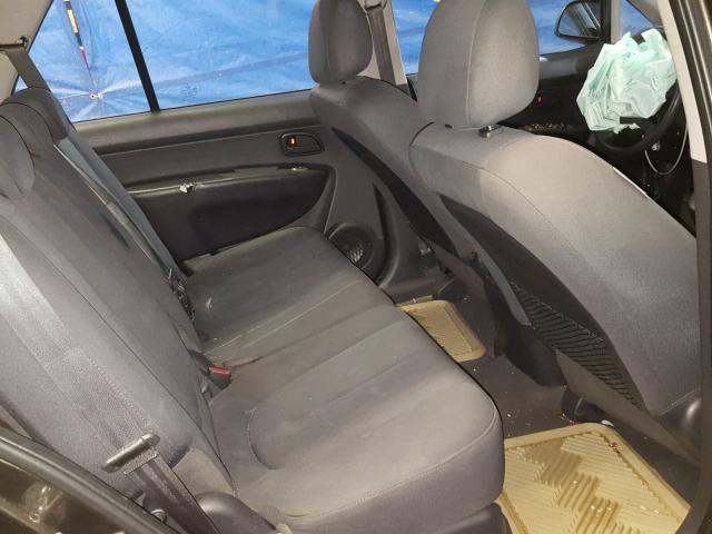 KNAFG528097230371 - 2009 KIA RONDO BASE BROWN photo 6