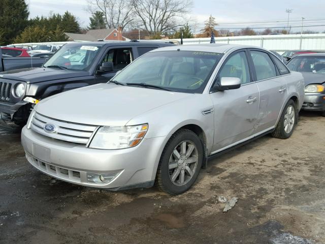 1FAHP24W58G115324 - 2008 FORD TAURUS SEL SILVER photo 2