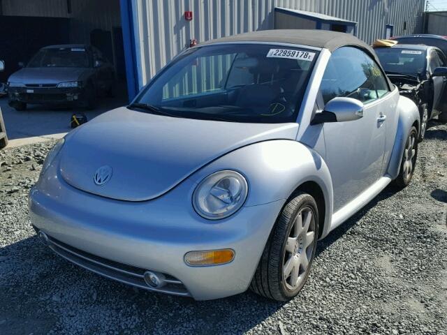 3VWCD21Y13M319861 - 2003 VOLKSWAGEN NEW BEETLE SILVER photo 2