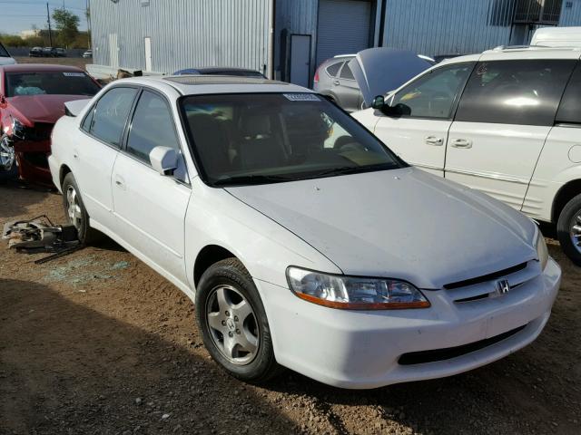 1HGCG1658XA037532 - 1999 HONDA ACCORD EX WHITE photo 1