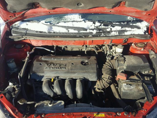 2T1BR32E75C428850 - 2005 TOYOTA COROLLA CE RED photo 7