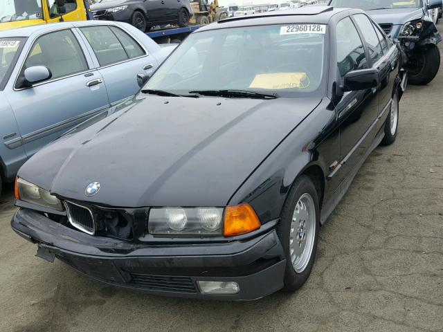 WBACB4324SFM20546 - 1995 BMW 325 I AUTO BLACK photo 2