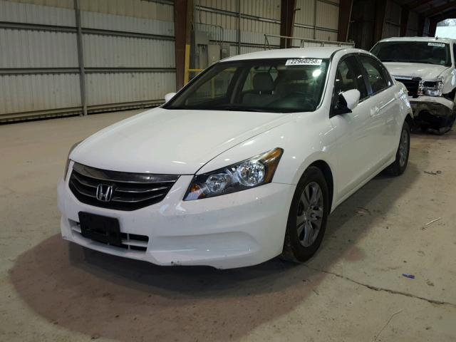 1HGCP2F67CA040222 - 2012 HONDA ACCORD SE WHITE photo 2