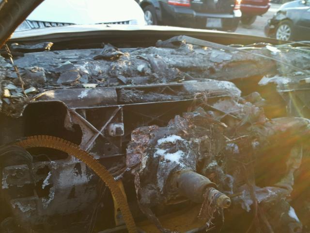 1G1ZB5EB9AF272403 - 2010 CHEVROLET MALIBU LS BURN photo 8