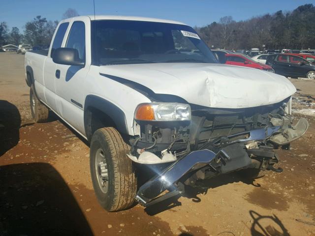 1GTHC29UX3E320705 - 2003 GMC SIERRA C25 WHITE photo 1