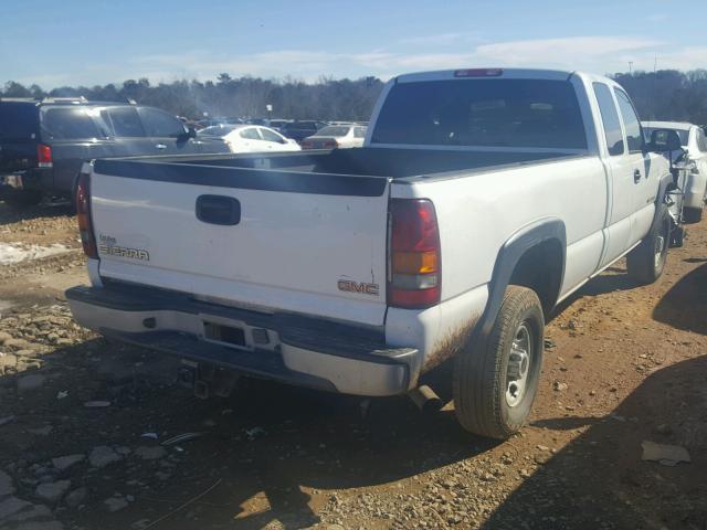 1GTHC29UX3E320705 - 2003 GMC SIERRA C25 WHITE photo 4