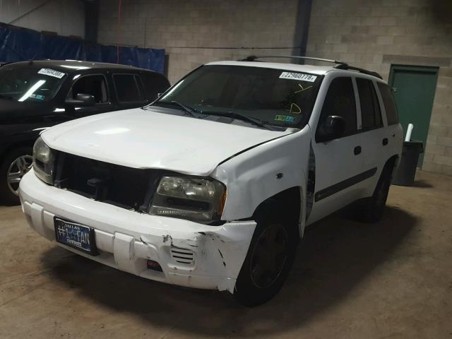 1GNDT13S242141925 - 2004 CHEVROLET TRAILBLAZE WHITE photo 2