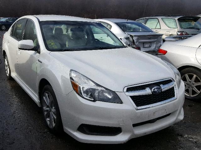 4S3BMBC6XE3007746 - 2014 SUBARU LEGACY 2.5 WHITE photo 1