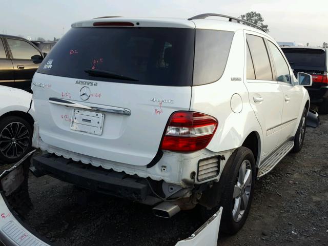 4JGBB8GB1BA726404 - 2011 MERCEDES-BENZ ML 350 4MA WHITE photo 4