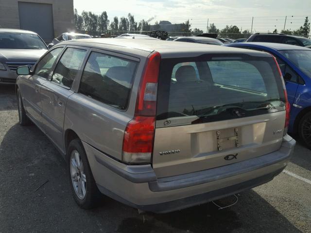 YV1SW64A142405687 - 2004 VOLVO V70 GOLD photo 3