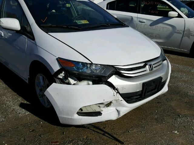 JHMZE2H79AS019429 - 2010 HONDA INSIGHT EX WHITE photo 9