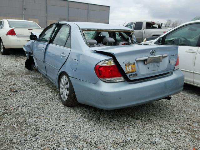 4T1BE32K55U962980 - 2005 TOYOTA CAMRY LE BLUE photo 3