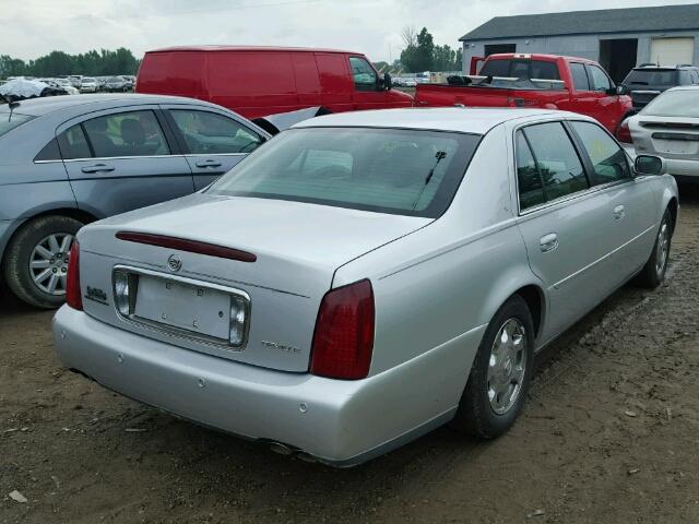 1G6KD54Y02U121846 - 2002 CADILLAC DEVILLE SILVER photo 4