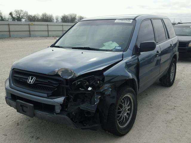 2HKYF18185H530702 - 2005 HONDA PILOT LX GRAY photo 2