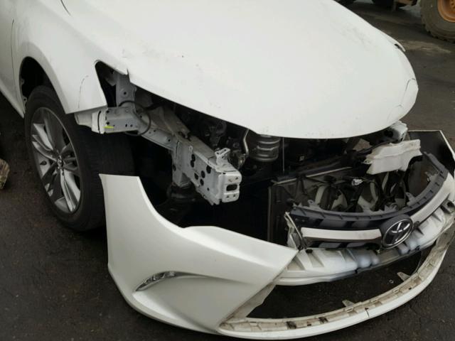 4T1BF1FK1FU023211 - 2015 TOYOTA CAMRY LE WHITE photo 9