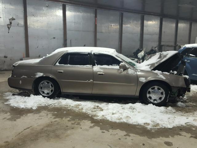 1G6KD54Y72U260629 - 2002 CADILLAC DEVILLE TAN photo 9