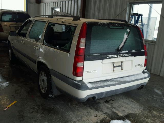 YV1LZ56D1Y2639489 - 2000 VOLVO V70 XC WHITE photo 3