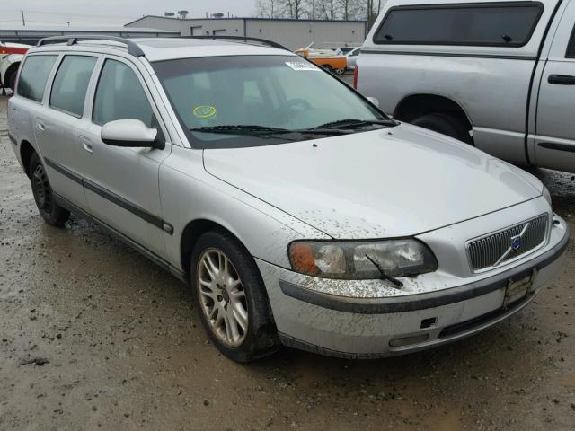 YV1SW53D012072402 - 2001 VOLVO V70 T5 TUR SILVER photo 1