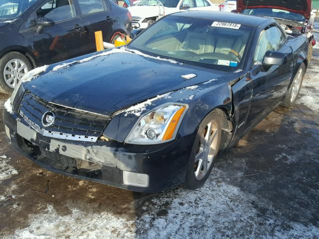 1G6YV34A745603998 - 2004 CADILLAC XLR BLACK photo 2