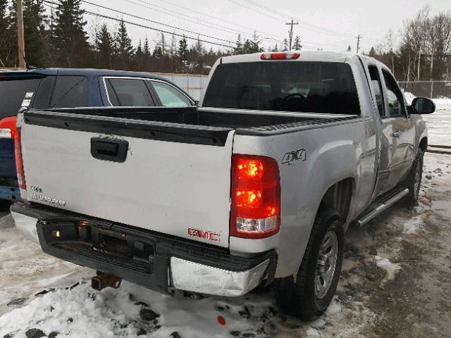 1GTSKUEAXAZ296153 - 2010 GMC SIERRA K15 SILVER photo 4