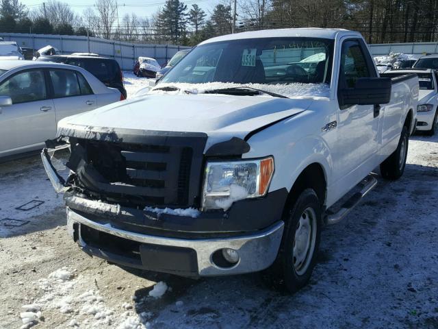 1FTMF1C81AKA97092 - 2010 FORD F150 WHITE photo 2