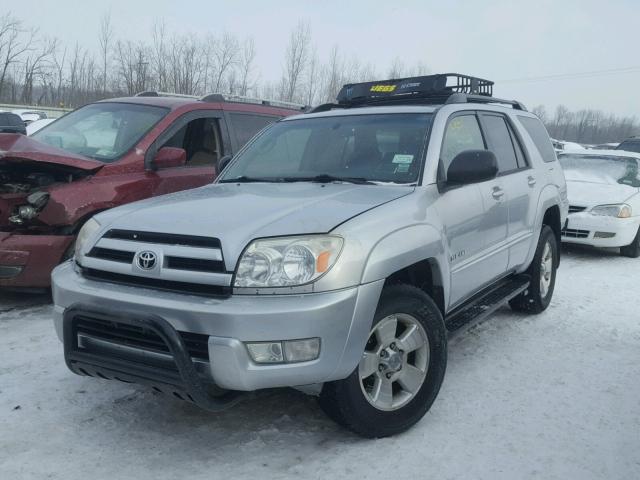 JTEBU14R140030458 - 2004 TOYOTA 4RUNNER SR SILVER photo 2