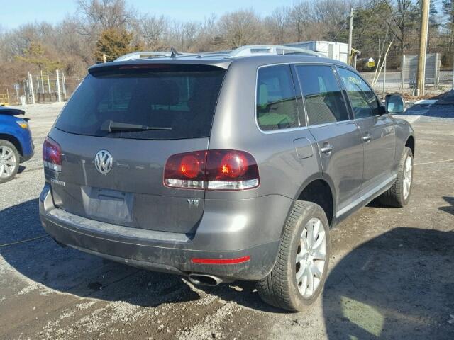 WVGCB77L98D001678 - 2008 VOLKSWAGEN TOUAREG 2 GRAY photo 4